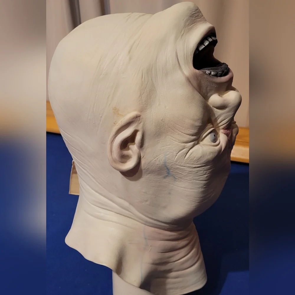 Upside Down Mask